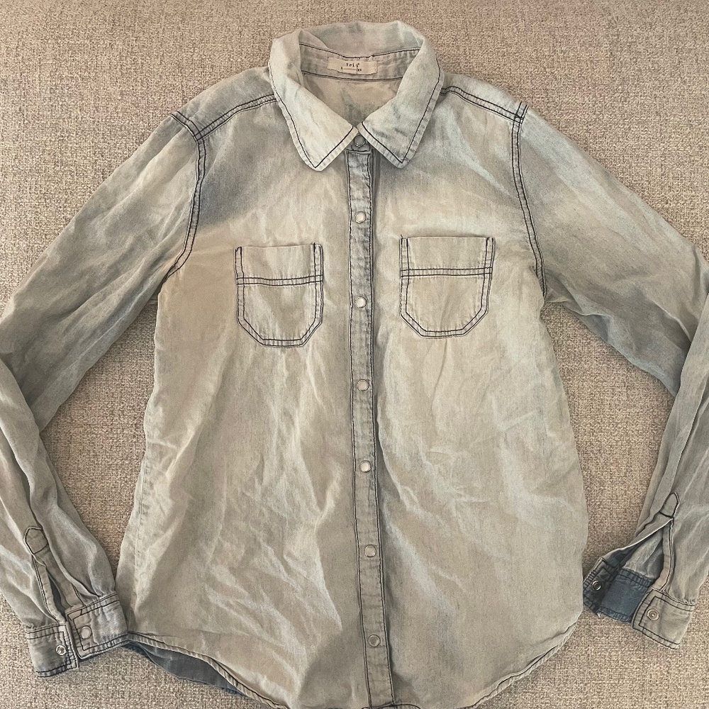 women's button down top